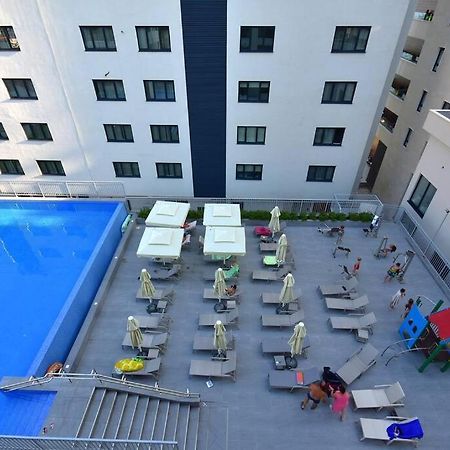 Brand New ! Seaside Apt With Poolview & Parking Budva Exteriör bild